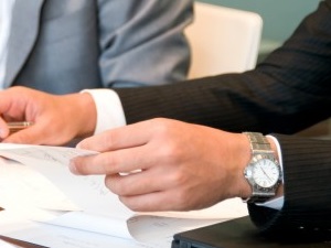 弁護士費用は本当に高いのか！？ぜひ知ってほしい費用の仕組み
